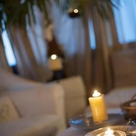 Les De Amelie فندق مبيت وإفطار