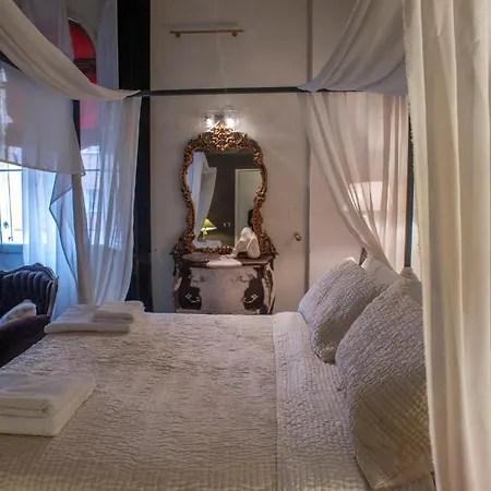 فندق مبيت وإفطار Les De Amelie بولونيا